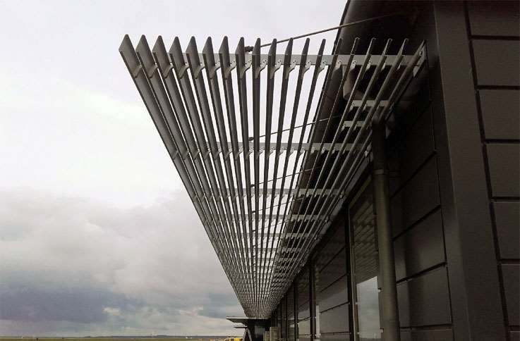 solafskaermning_fast_lamelafskaermning_flyvestation_aalborg