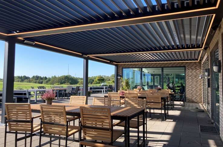 lameltag_jm_v870_kaloe_golfklub_cafe_jyllandsmarkisefabrik_solafskaermning_11
